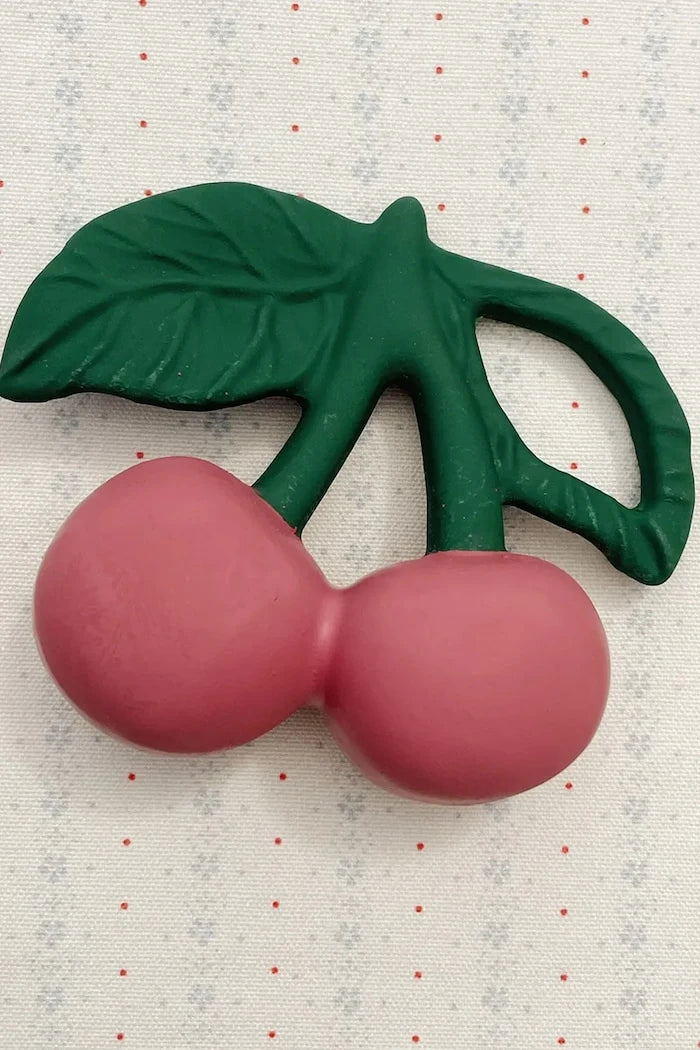 Konges Sløjd Çocuklar İçin Diş Kaşıyıcı CHERRY TEETHER