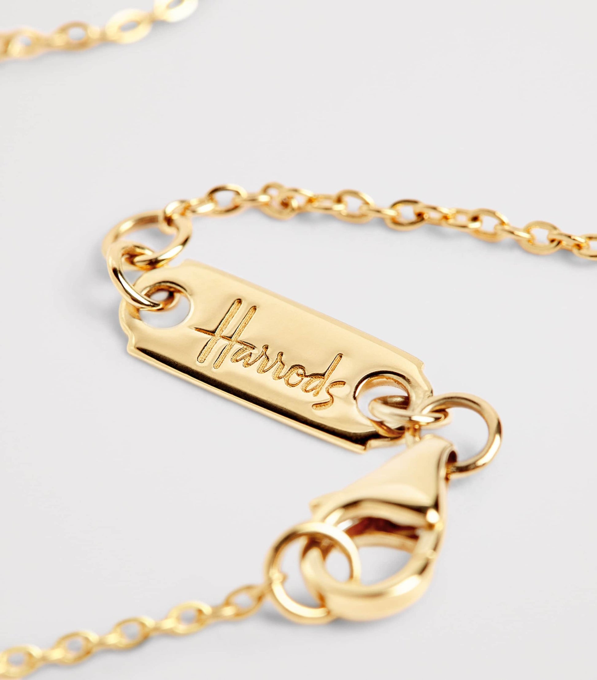 Yellow Gold and Diamond Pendant Necklace (0.25ct)