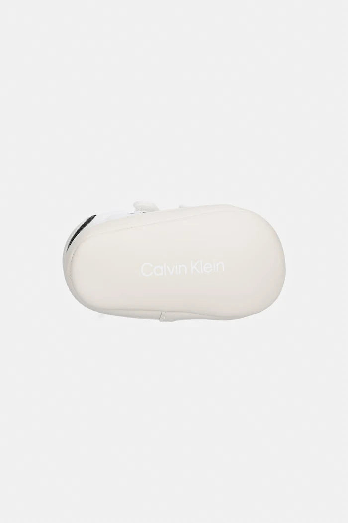 Calvin Klein маратонки за бебе