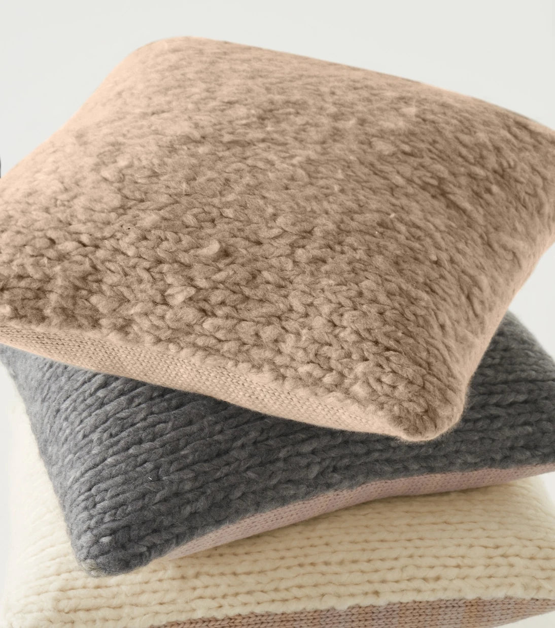Gabriela Hearst - Thelma wool and cashmere cushion