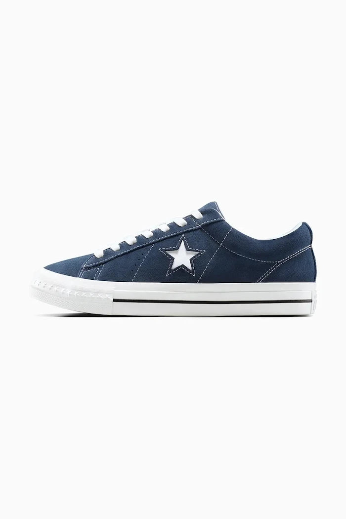Велурени кецове Converse One Star 95