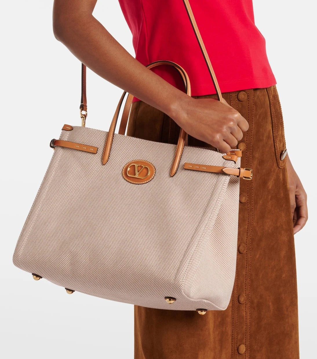 Valentino Garavani - VLogo Large leather-trimmed shoulder bag