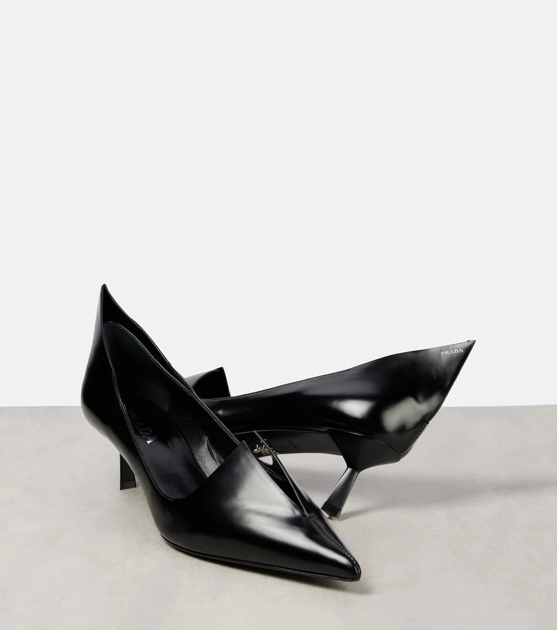 Prada - Leather pumps