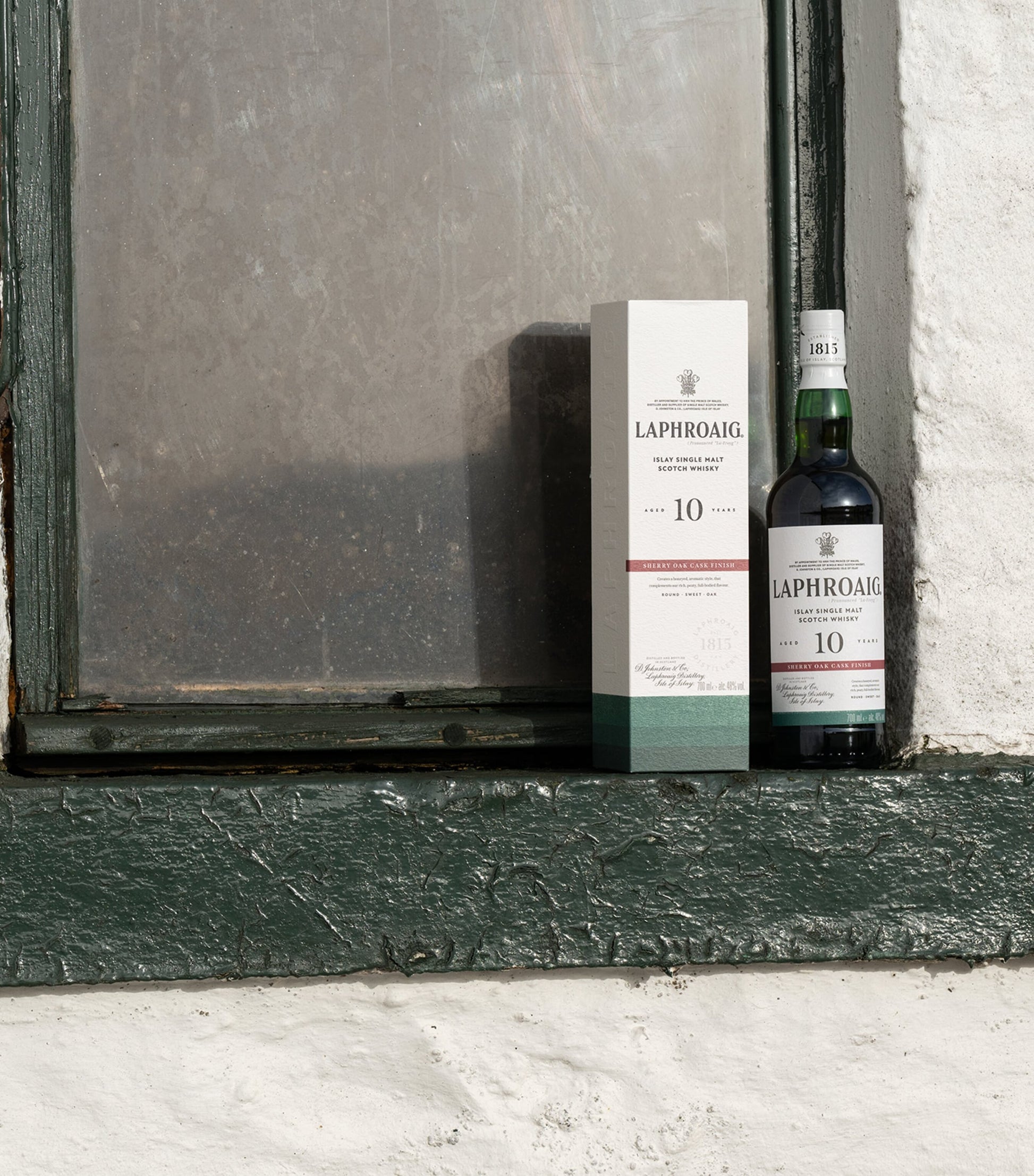 Laphroaig 10-Year-Old Sherry Oak Scotch Whisky (70cl)