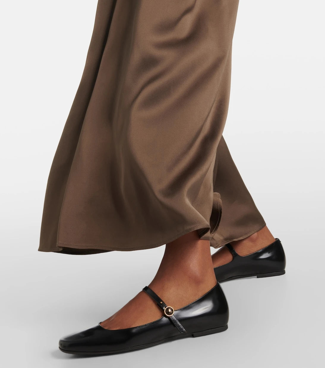 Tod's - حذاء ماري جين مسطح من الجلد المصقول