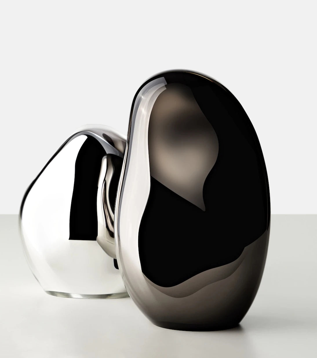 Milena Kling - Large mirrored decorative object