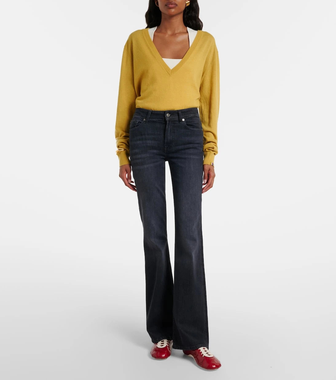 7 For All Mankind - بنطلون جينز بقصة ضيقة واسعة من الأسفل (Leggy bootcut jeans)