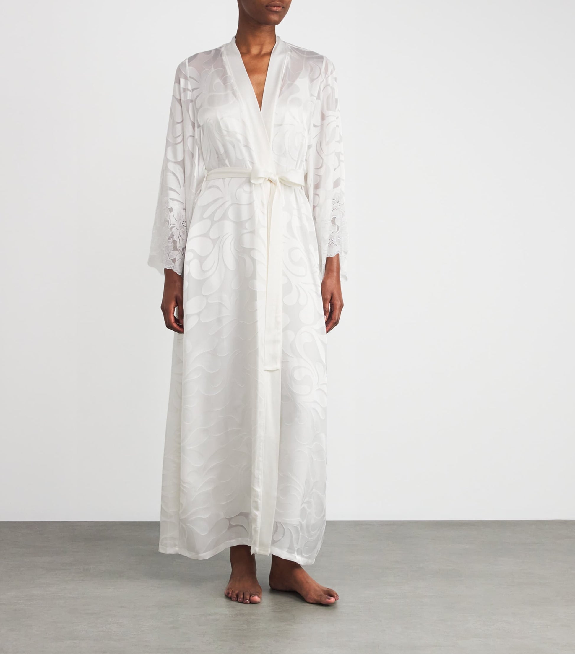 Bocan White Lace-Trim Charlotte Long Robe