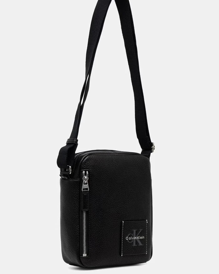 Calvin Klein erkek suni deri omuz çantası