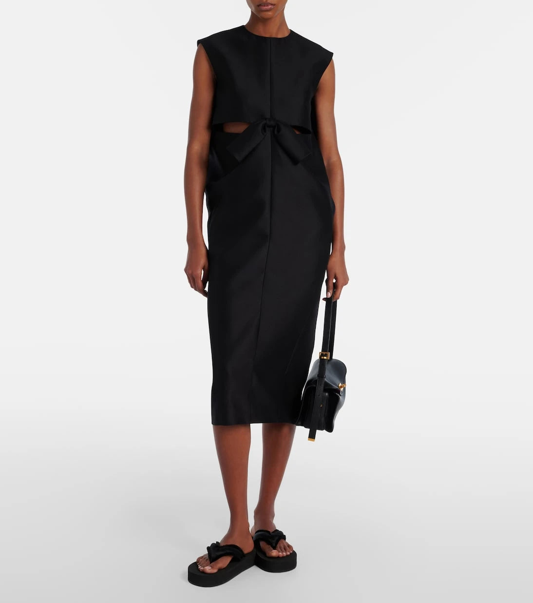 Balenciaga - صنادل فلينج ساتان فخمة بلاتفورم بين الأصابع