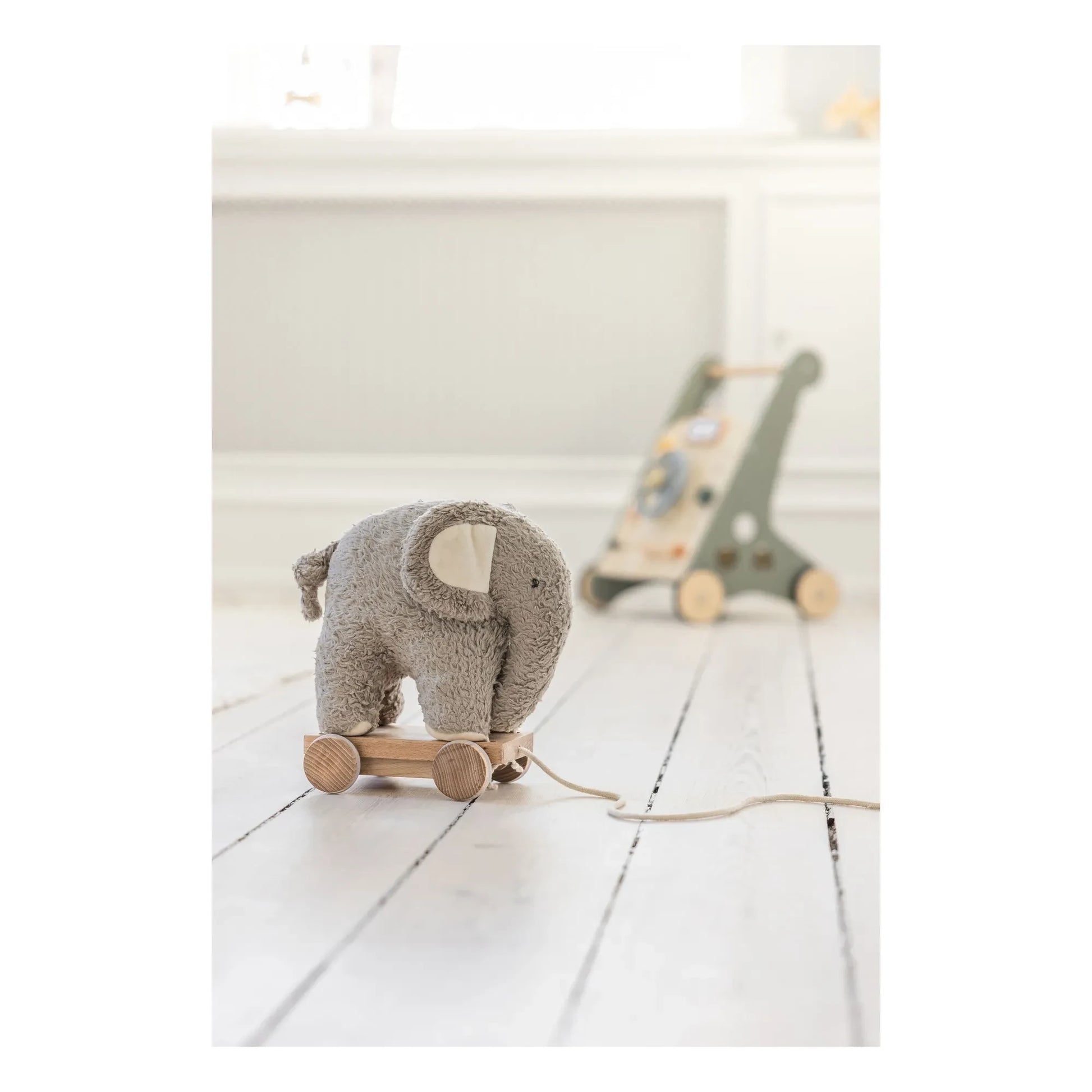 Sebra - Pull-along elephant toy | Grey
