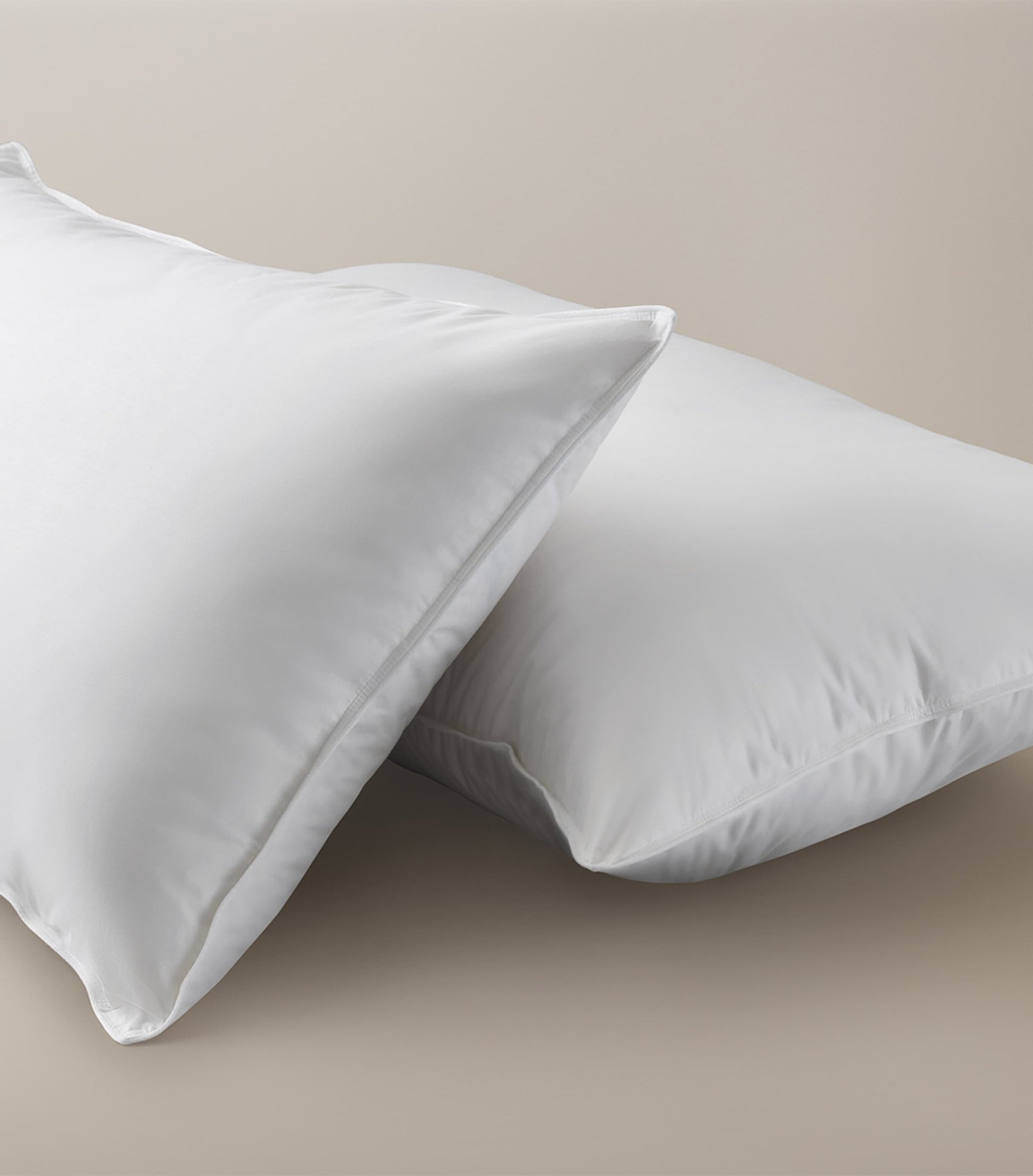 Firm Canadian Goose Down and Feather Pillow (50cm x 75cm)