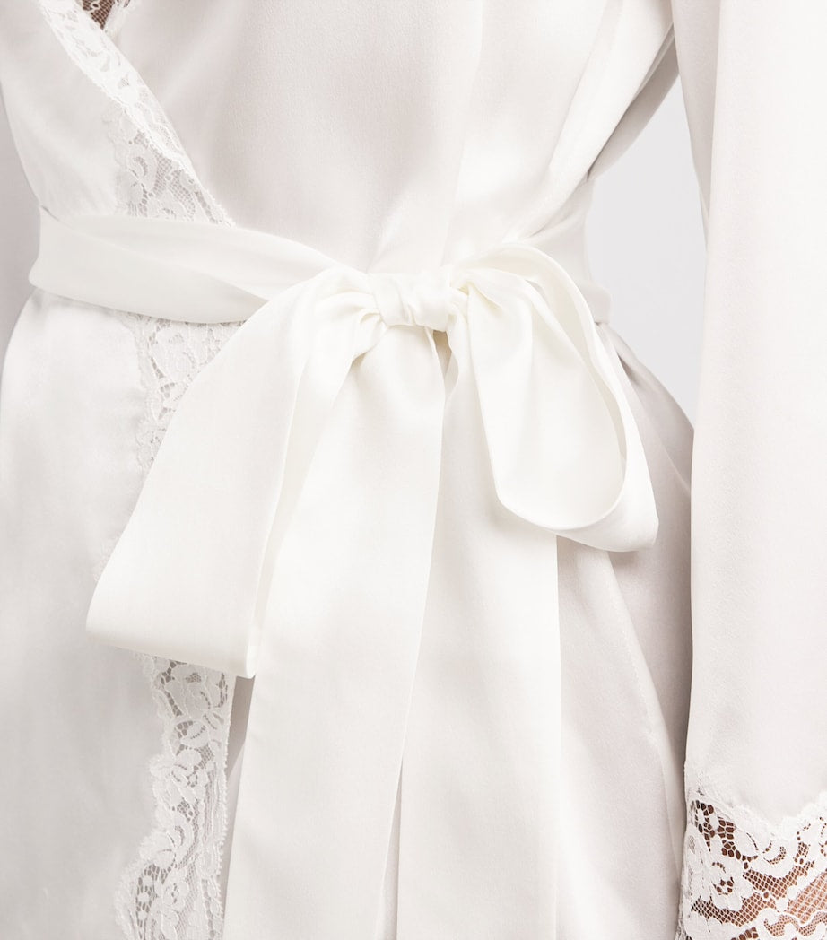 Gilda & Pearl Ivory Silk Lace-Trim In My Boudoir Short Robe