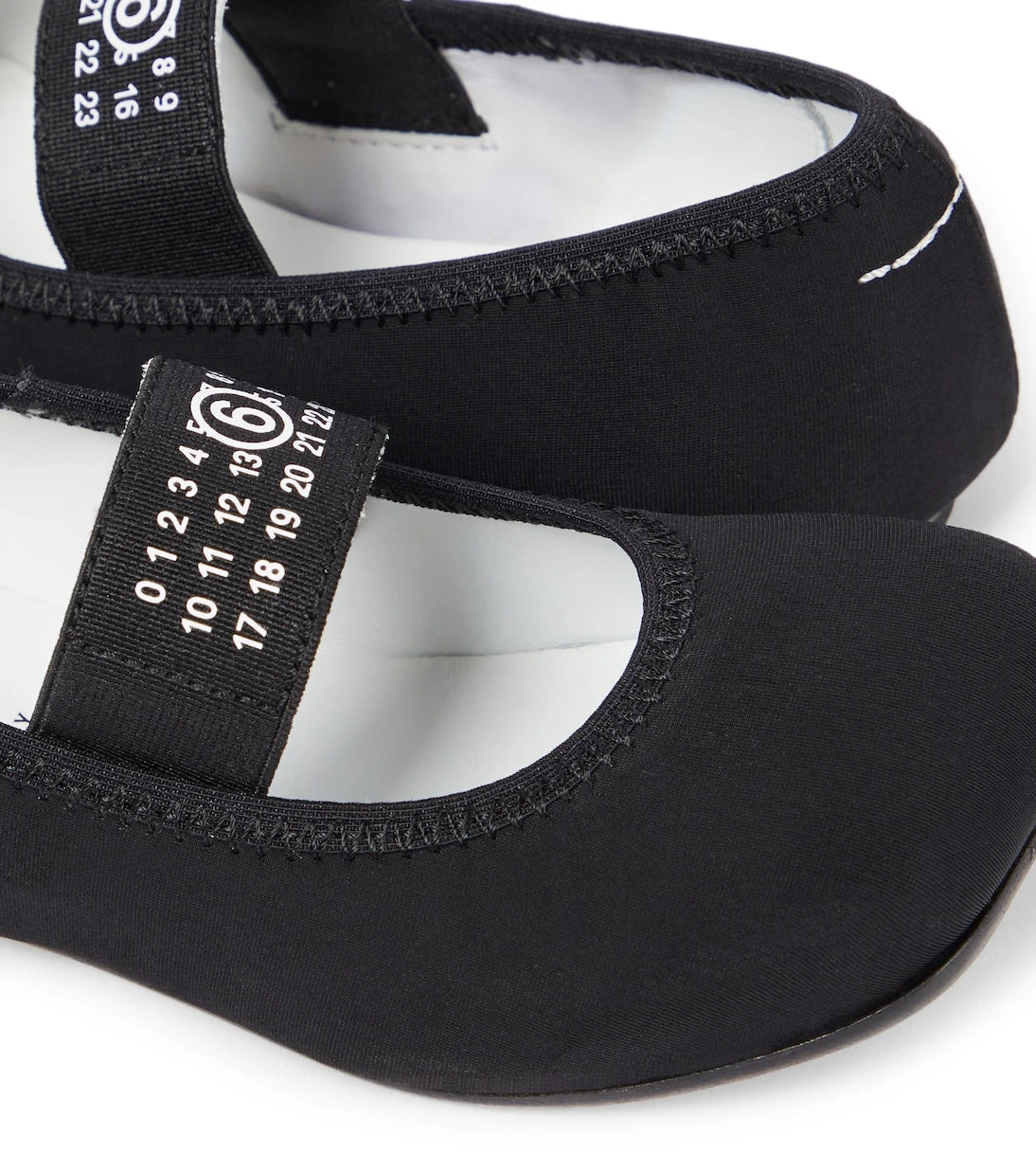 MM6 Maison Margiela Kids - حذاء باليه بتفاصيل جلدية