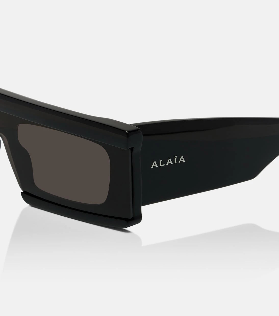 Alaïa - Logo flat-top sunglasses