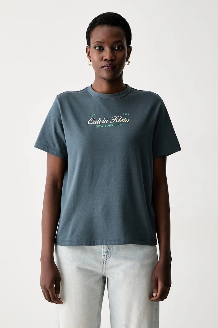 Calvin Klein Jeans pamuklu kadın tişört