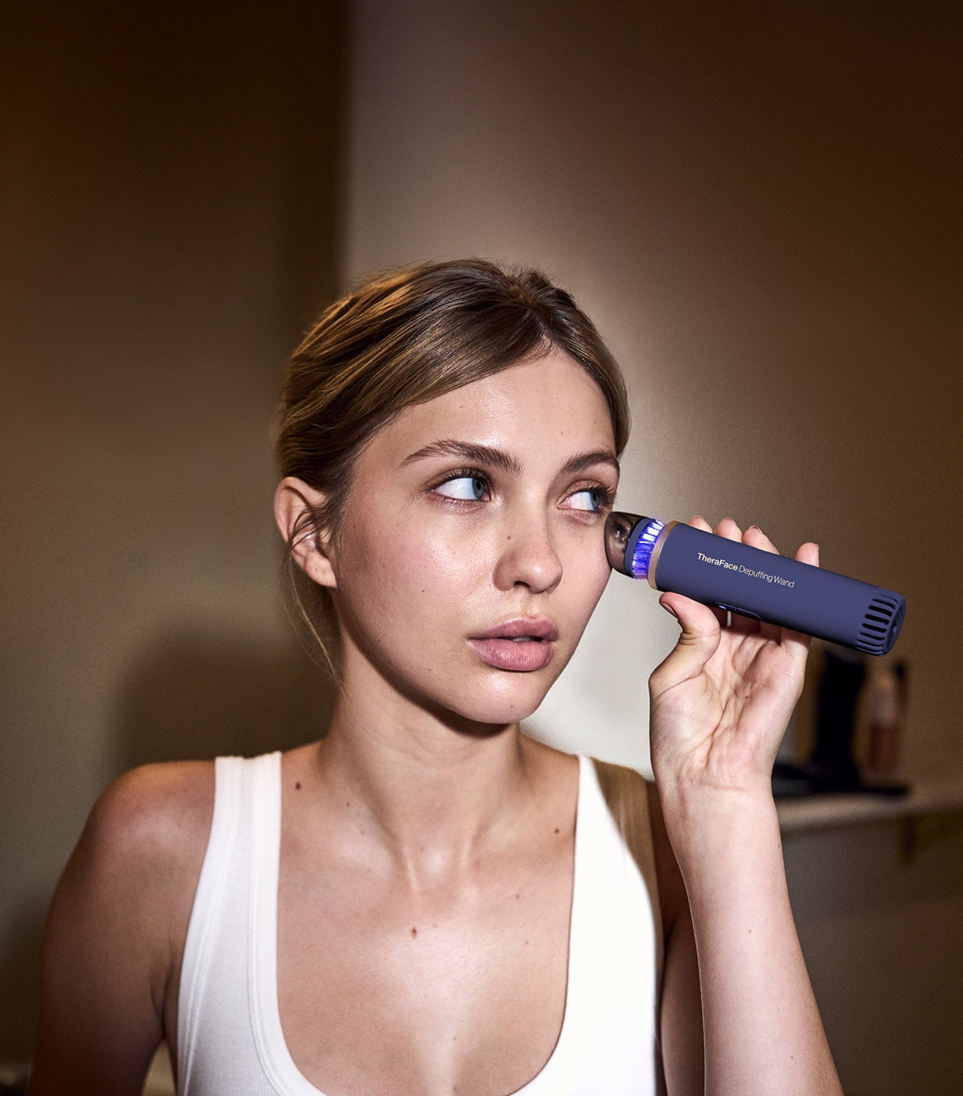 TheraFace Depuffing Wand