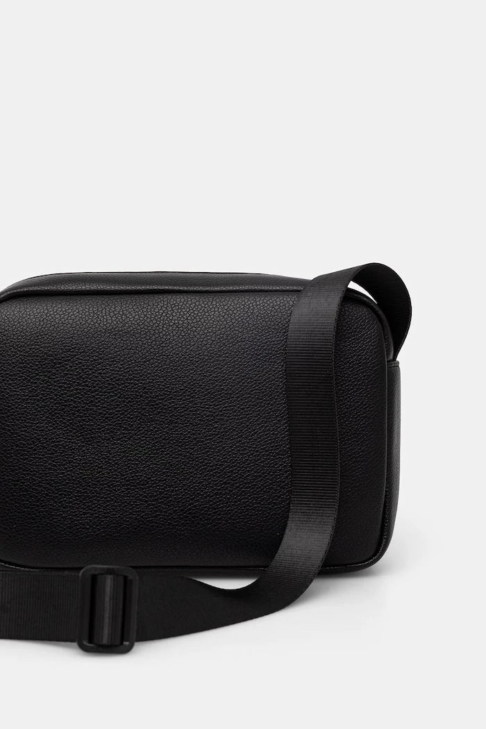 Armani Exchange през рамо мъжки