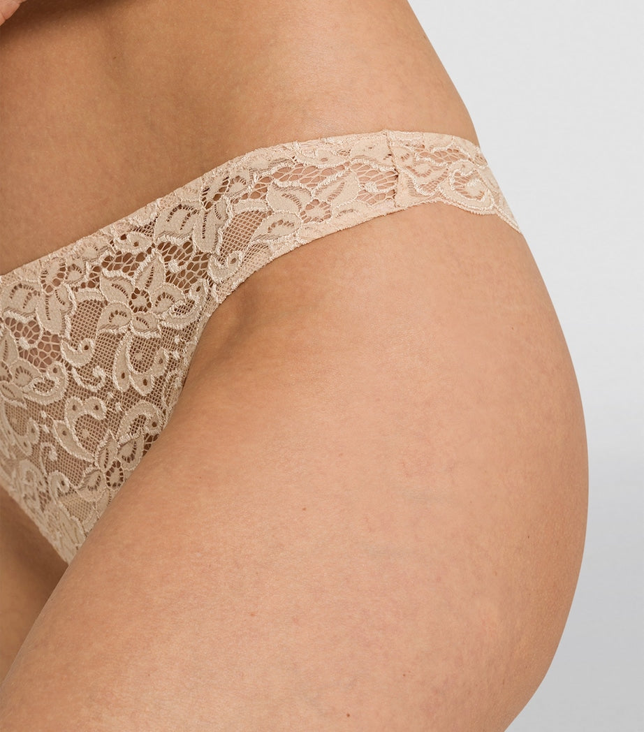 Nude Moments Thong 0274