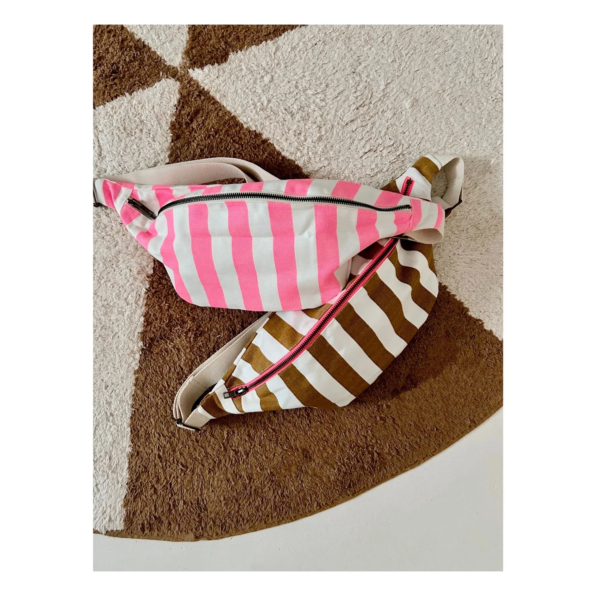 Rose in April - Striped fanny pack | Caramel