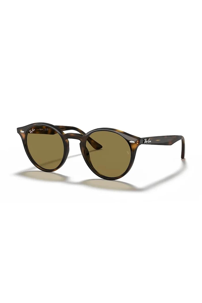 Ray-Ban güneş gözlüğü
