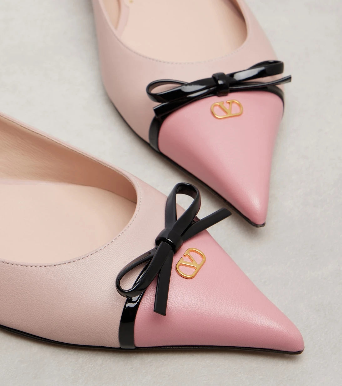 Valentino Garavani - Bepointy leather ballet flats