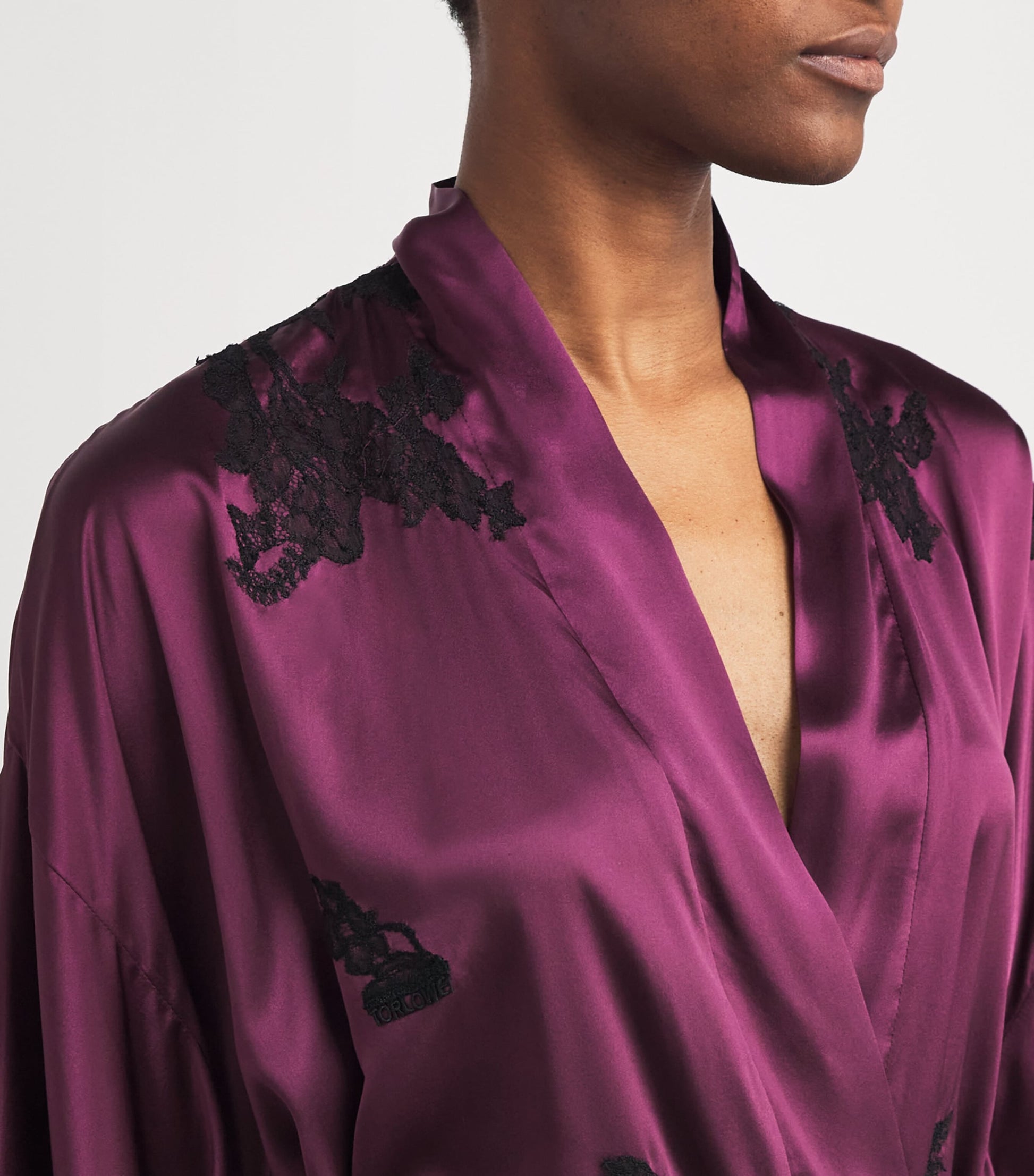 TORLOWEI Purple Silk Tokoni Short Kimono