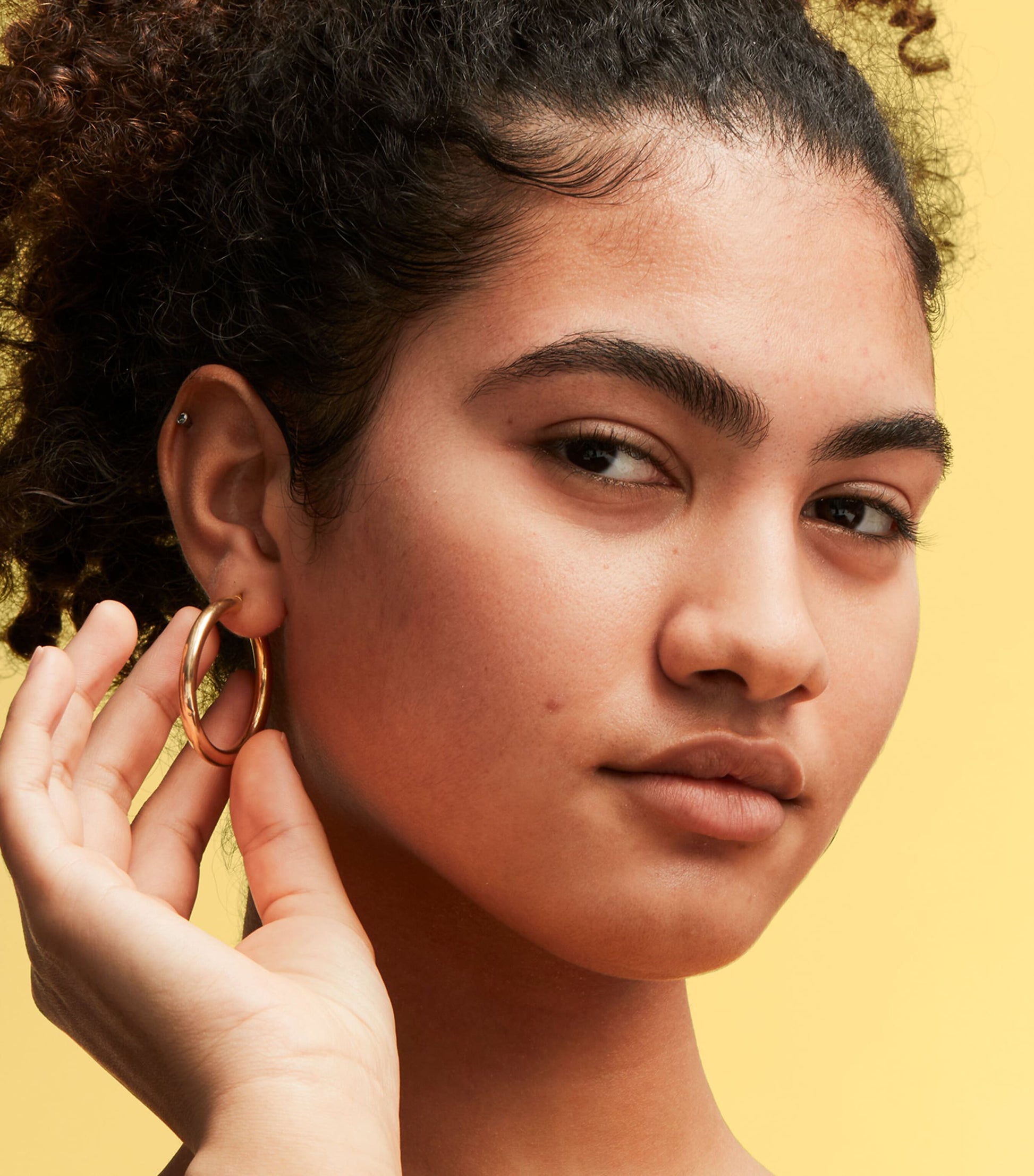 MAC Studio Radiance Face and Body Foundation