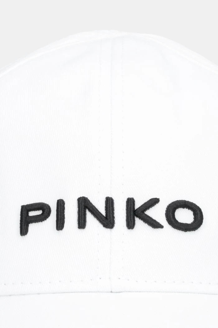 Памучна шапка с козирка Pinko
