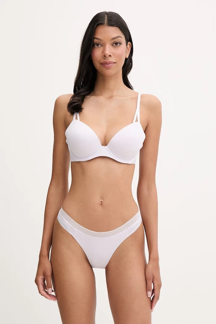 Calvin Klein Underwear Kadın String Külot