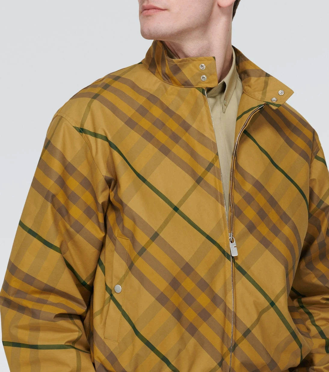Burberry - جاكيت بومبر قطني من نسيج التويل كاروهات بربري