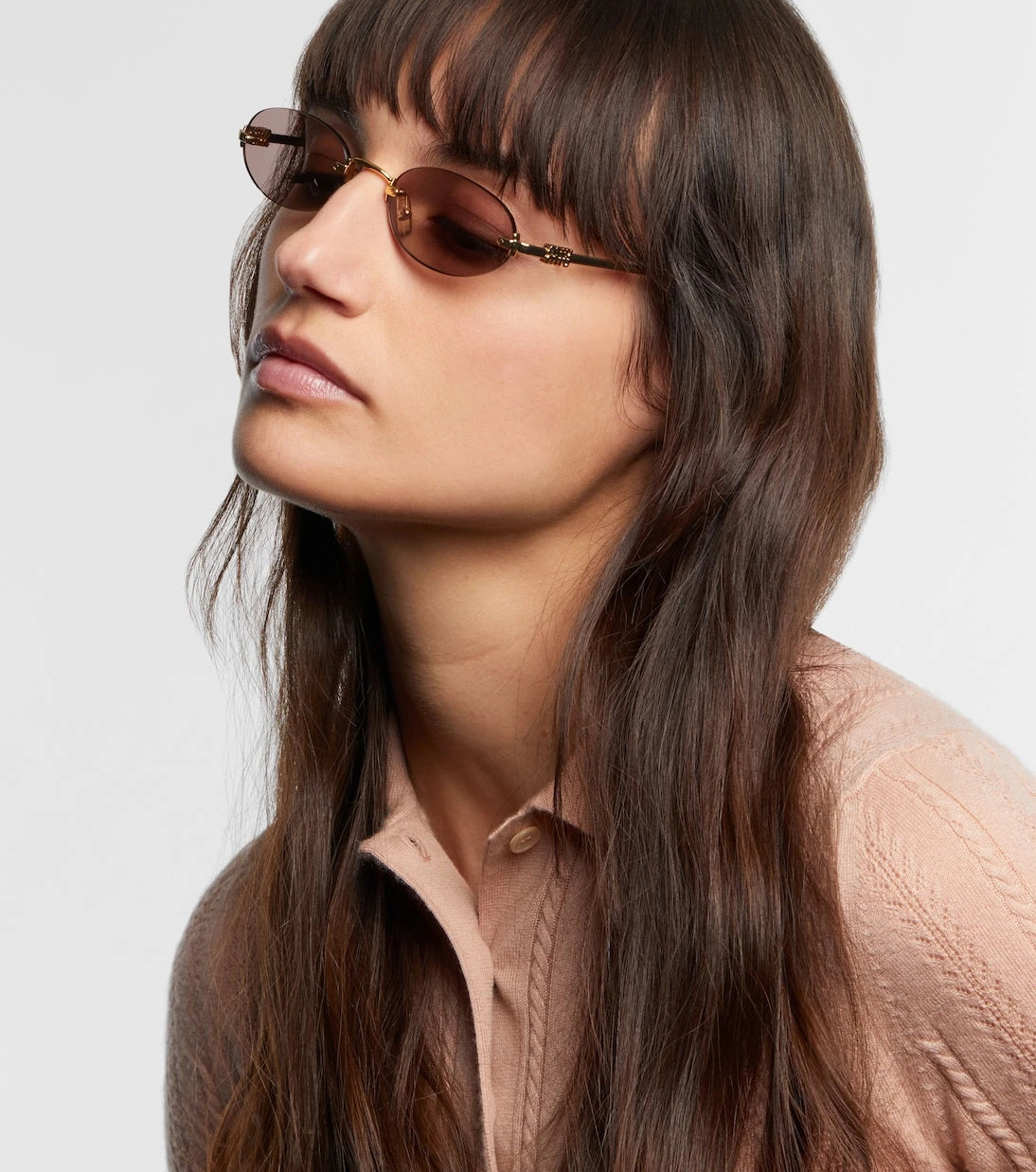 Miu Miu - نظارات شمسية بيضاوية بشعار