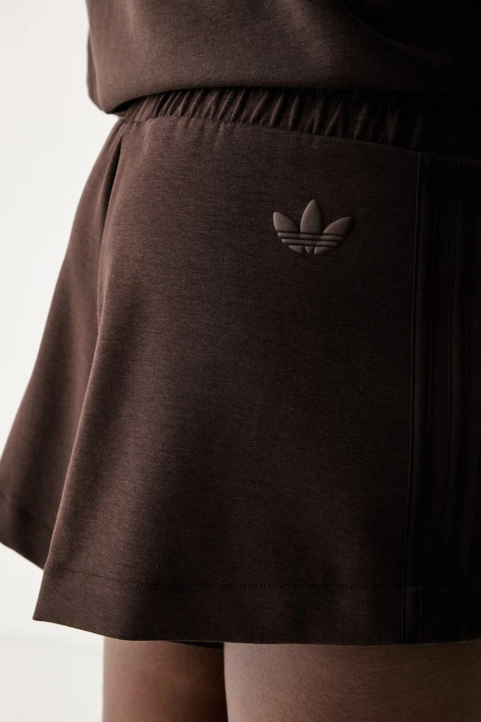 adidas Originals kadın antrenman şortu