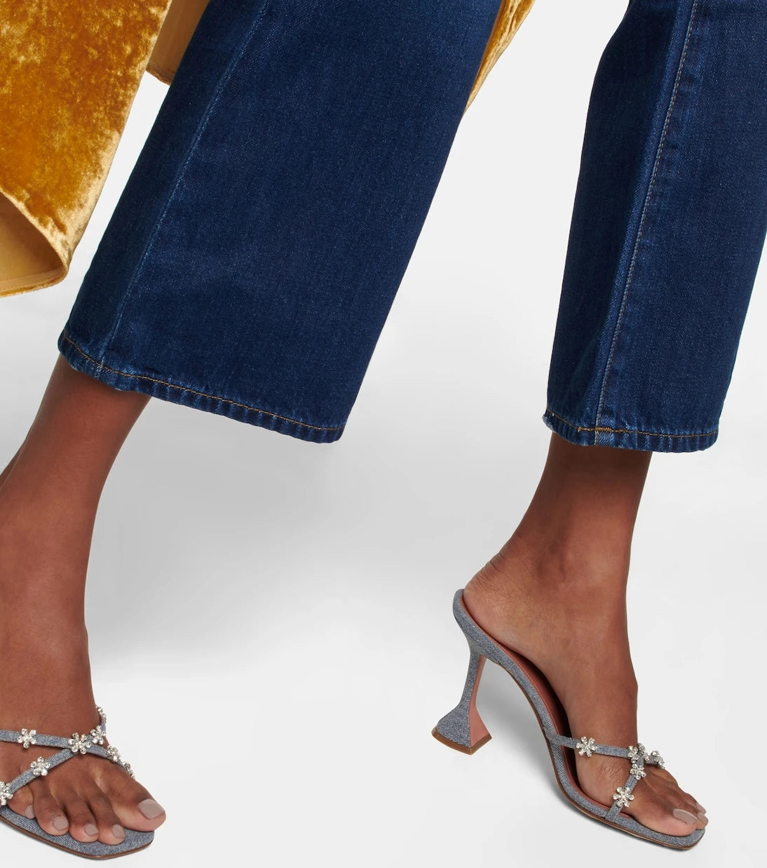 7 For All Mankind - بنطلون جينز رايلي الكاحل بقصة عالية