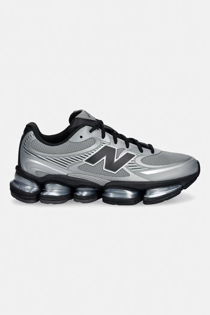 New Balance 2000 Sneakers