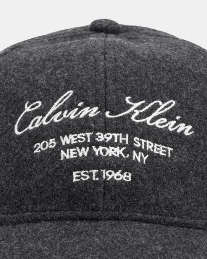 Calvin Klein erkek бейzbol şapkası