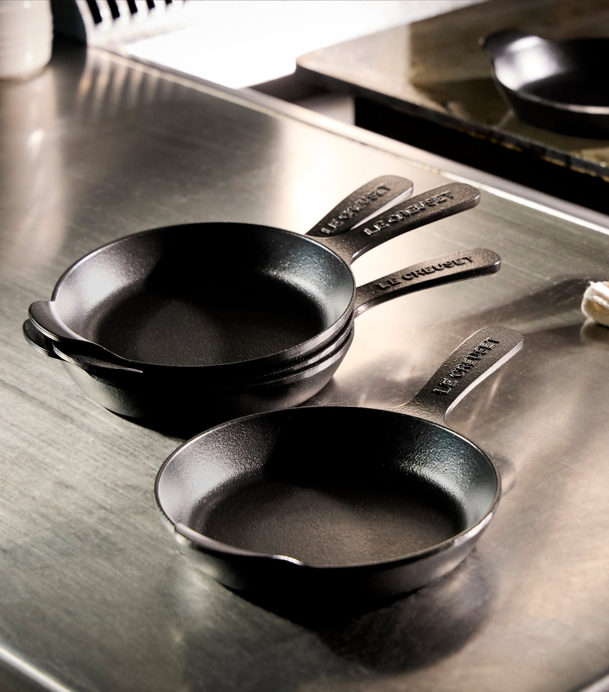 Set of 4 Cast Iron Gourmand Mini Skillets (16cm)