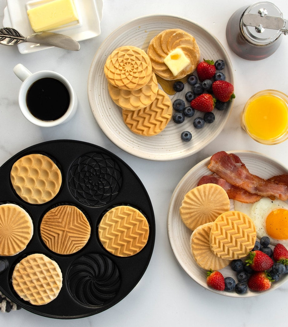 Nordic Ware Patterns Pancake Pan (27cm)