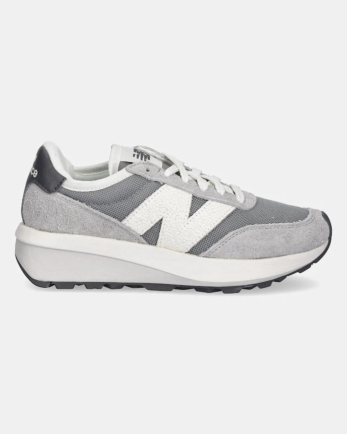 New Balance 370 Sneakers