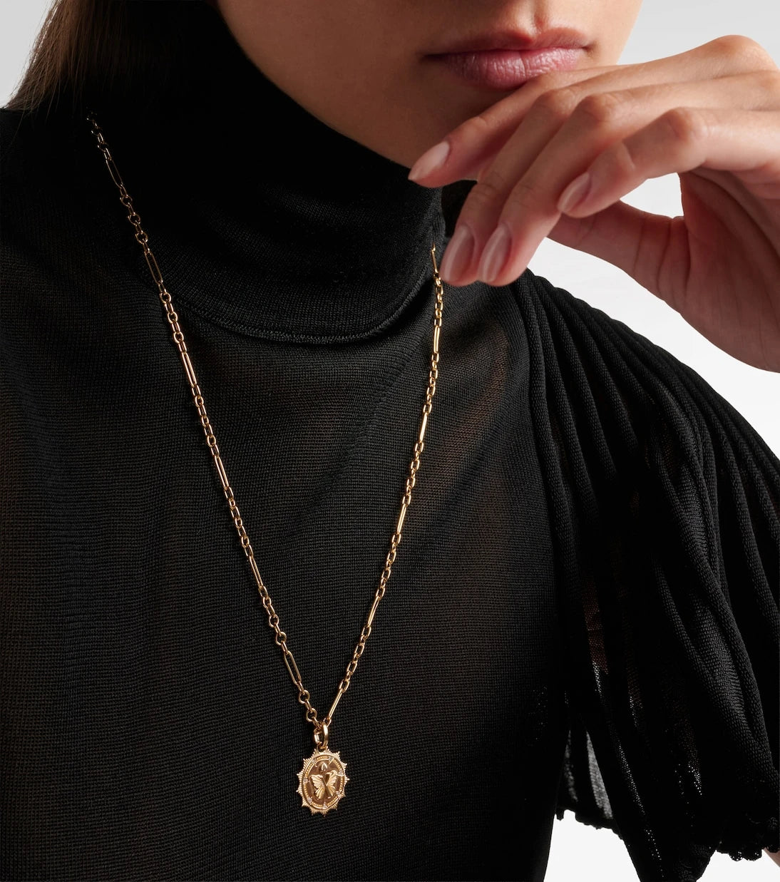 FoundRae - Reverie Medium 18kt gold pendant with diamonds
