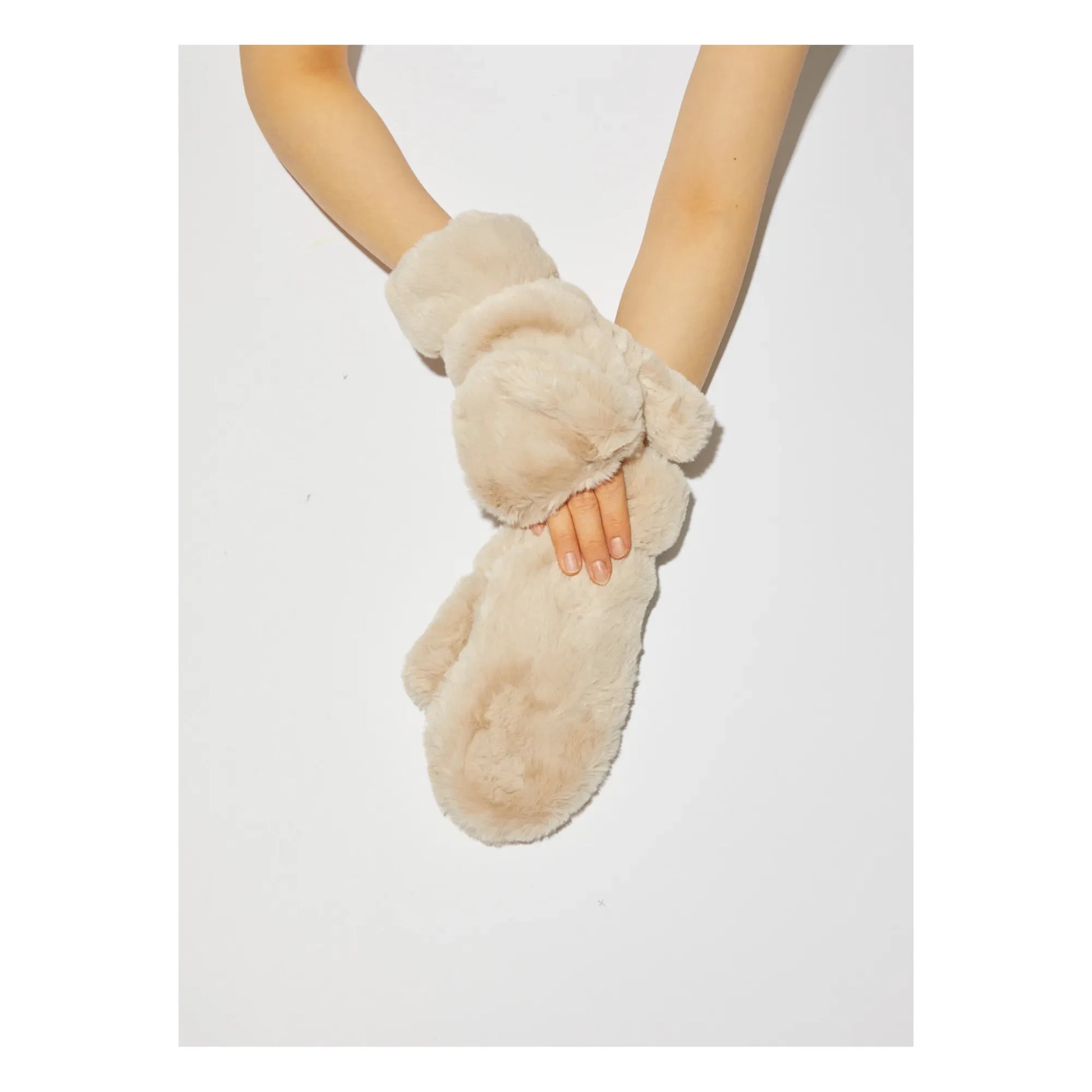 Apparis - Coco Recycled Fiber Mittens | Latte
