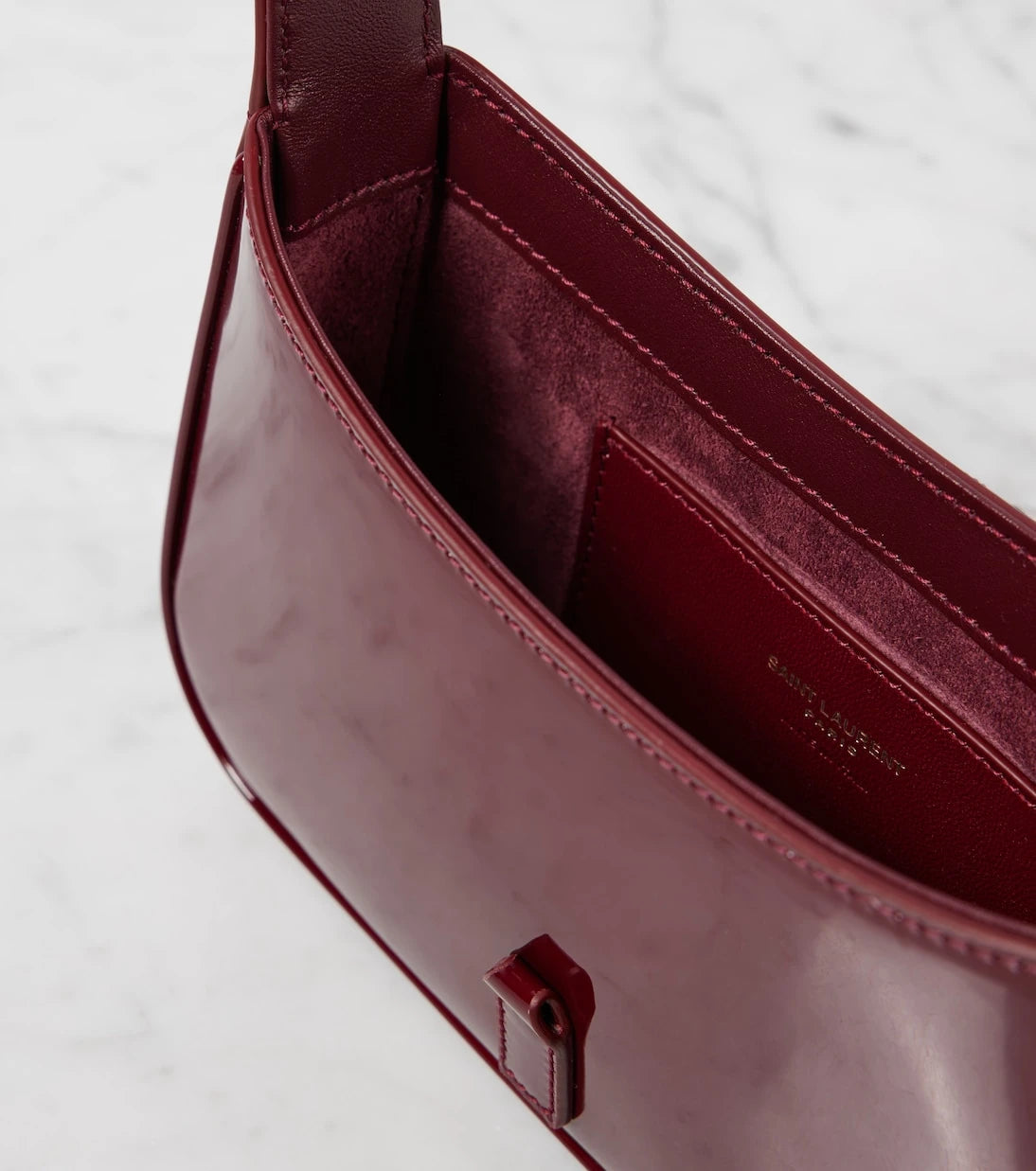 Saint Laurent - حقيبة كتف Le 5 à 7 Mini من الجلد اللامع