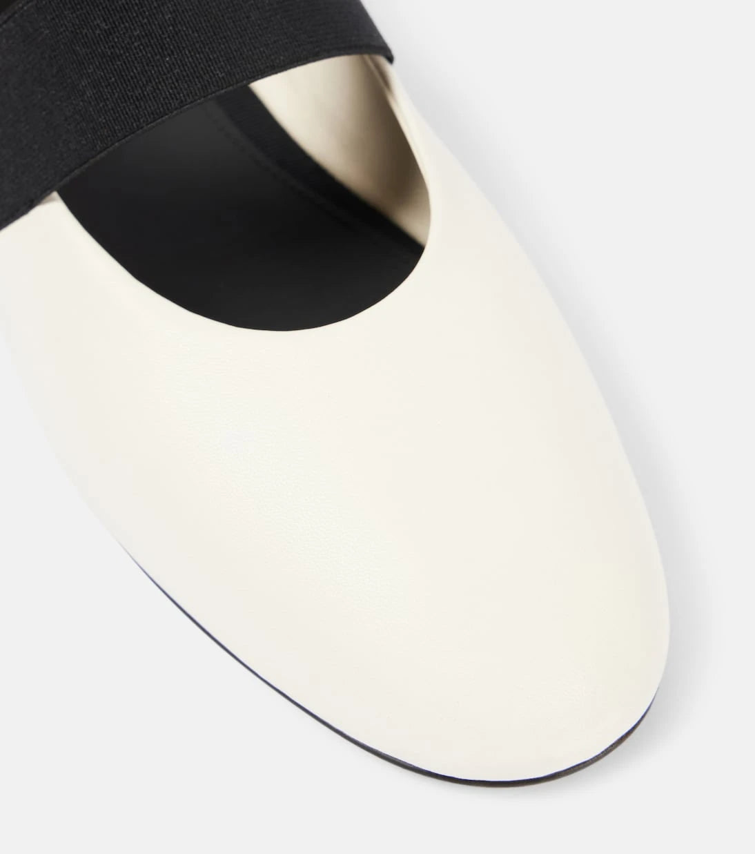 CO - Leather ballet flats