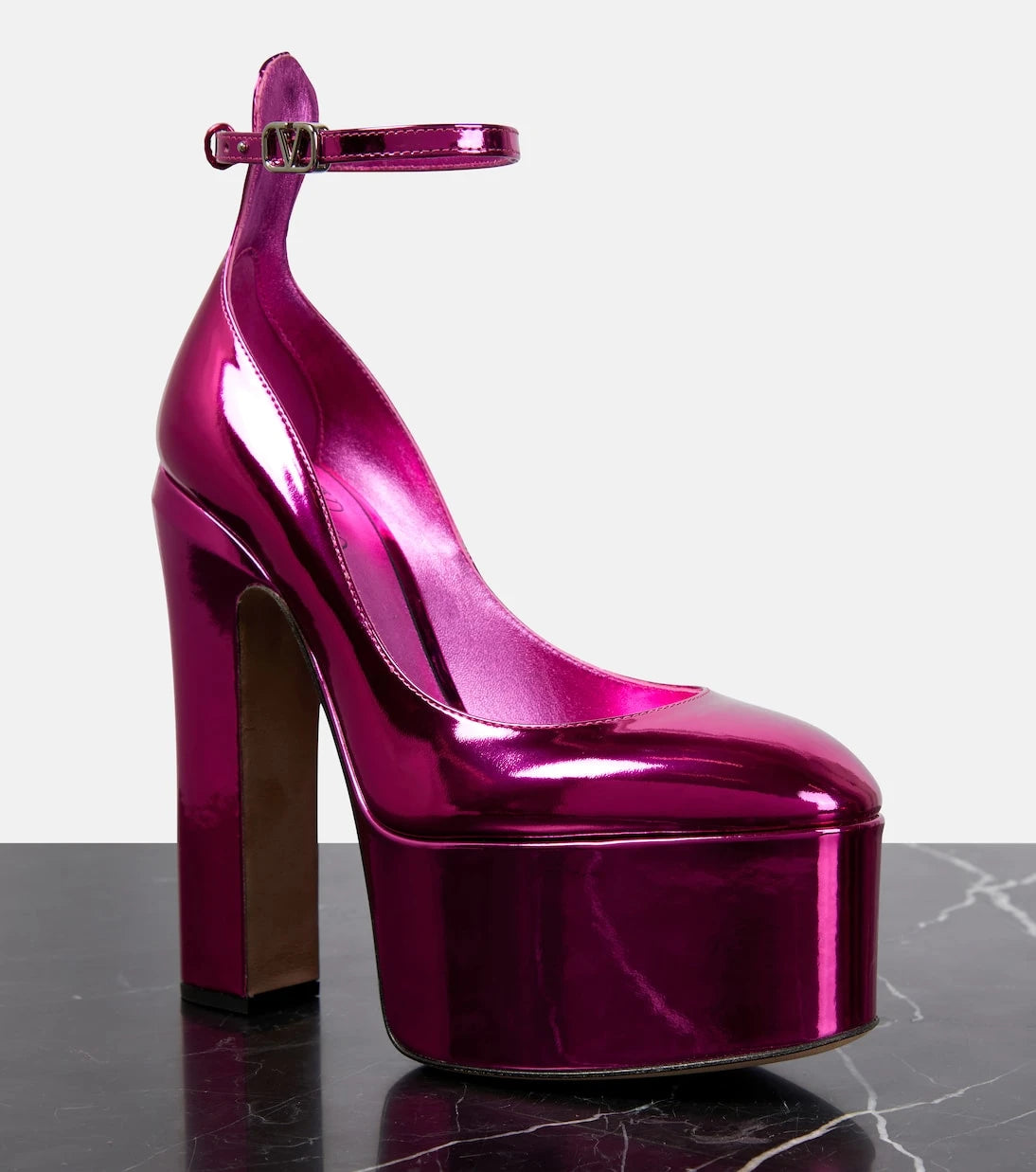 Valentino Garavani - Tan-Go metallic leather platform pumps