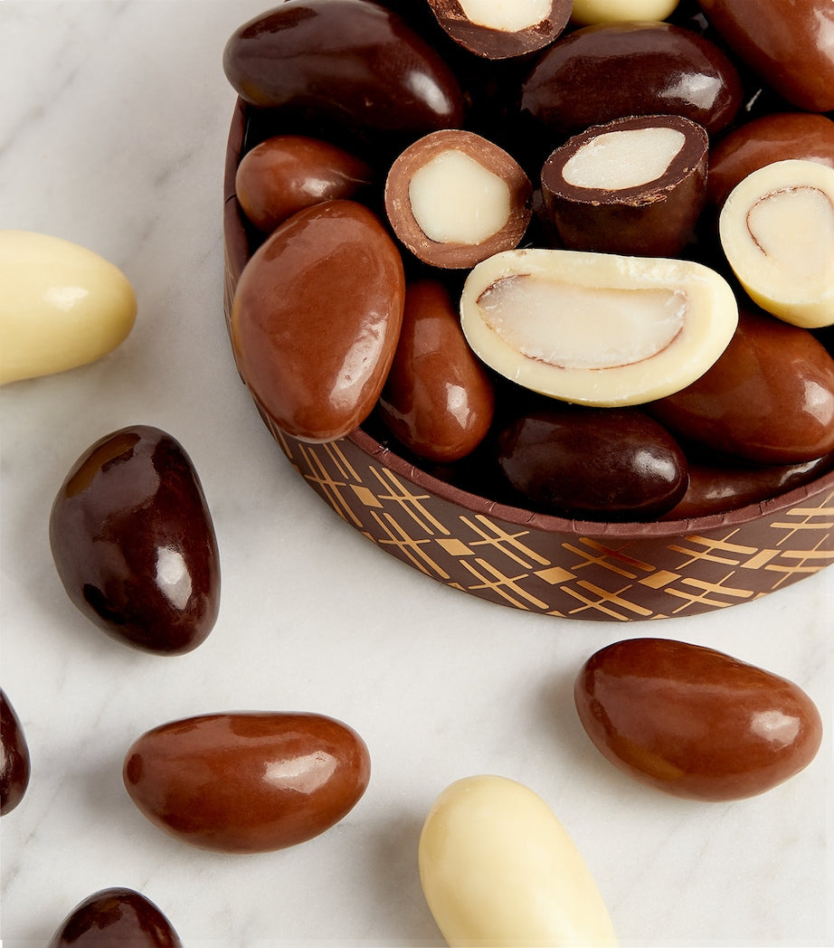 Chocolate Brazil Nuts (325g)