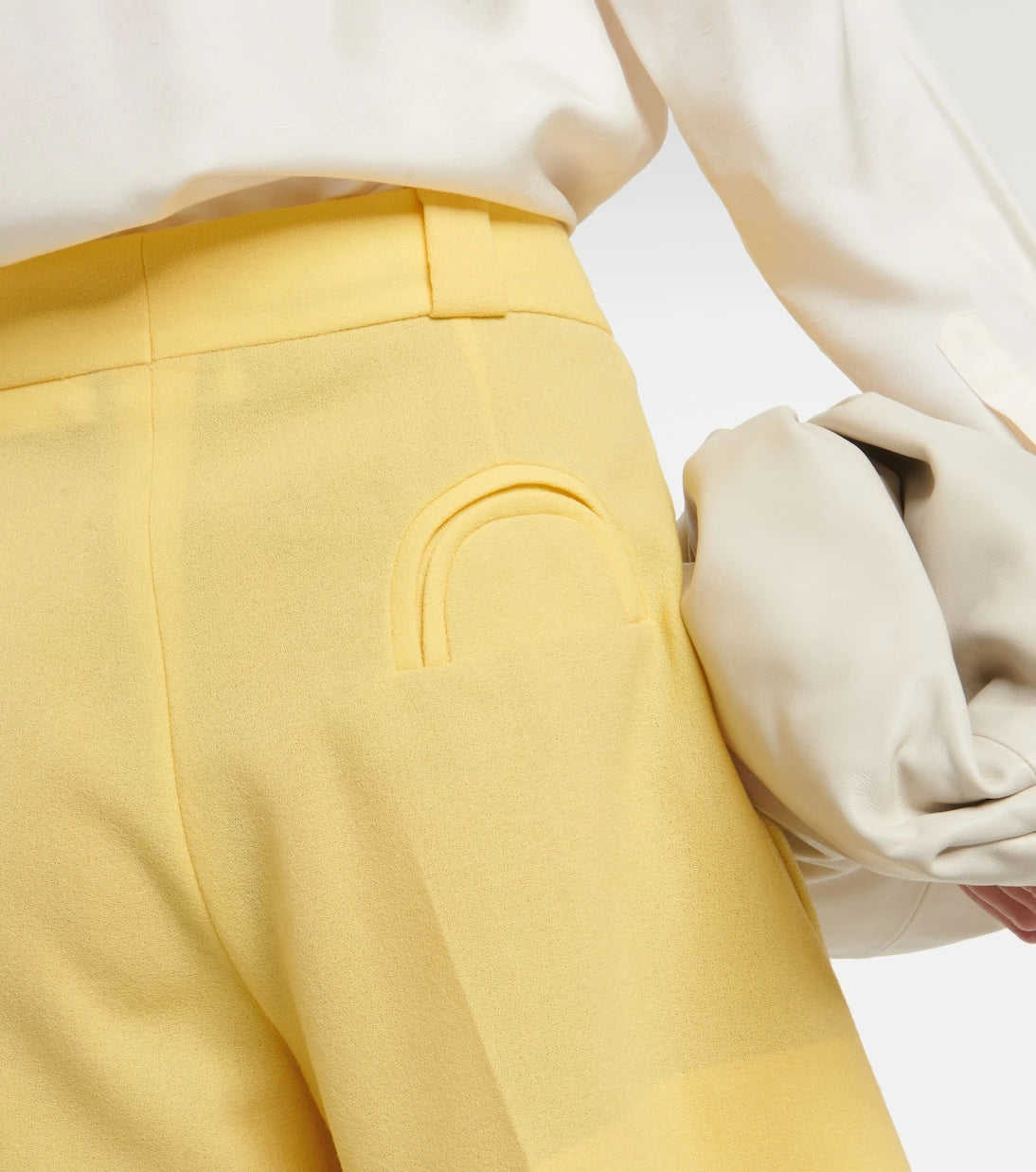 Blazé Milano - Selle virgin wool shorts
