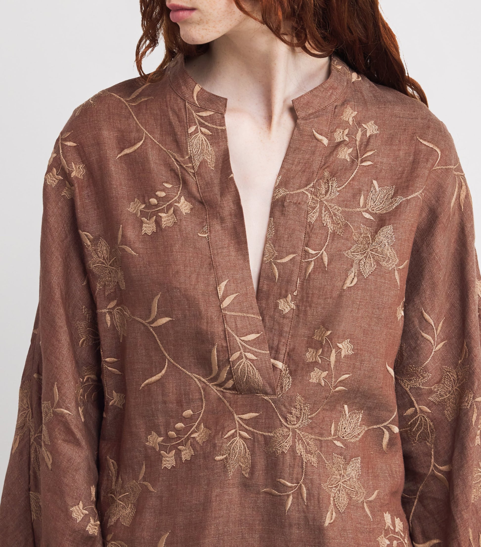 Eleventy Beige x Harrods Linen Floral-Embroidered Blouse