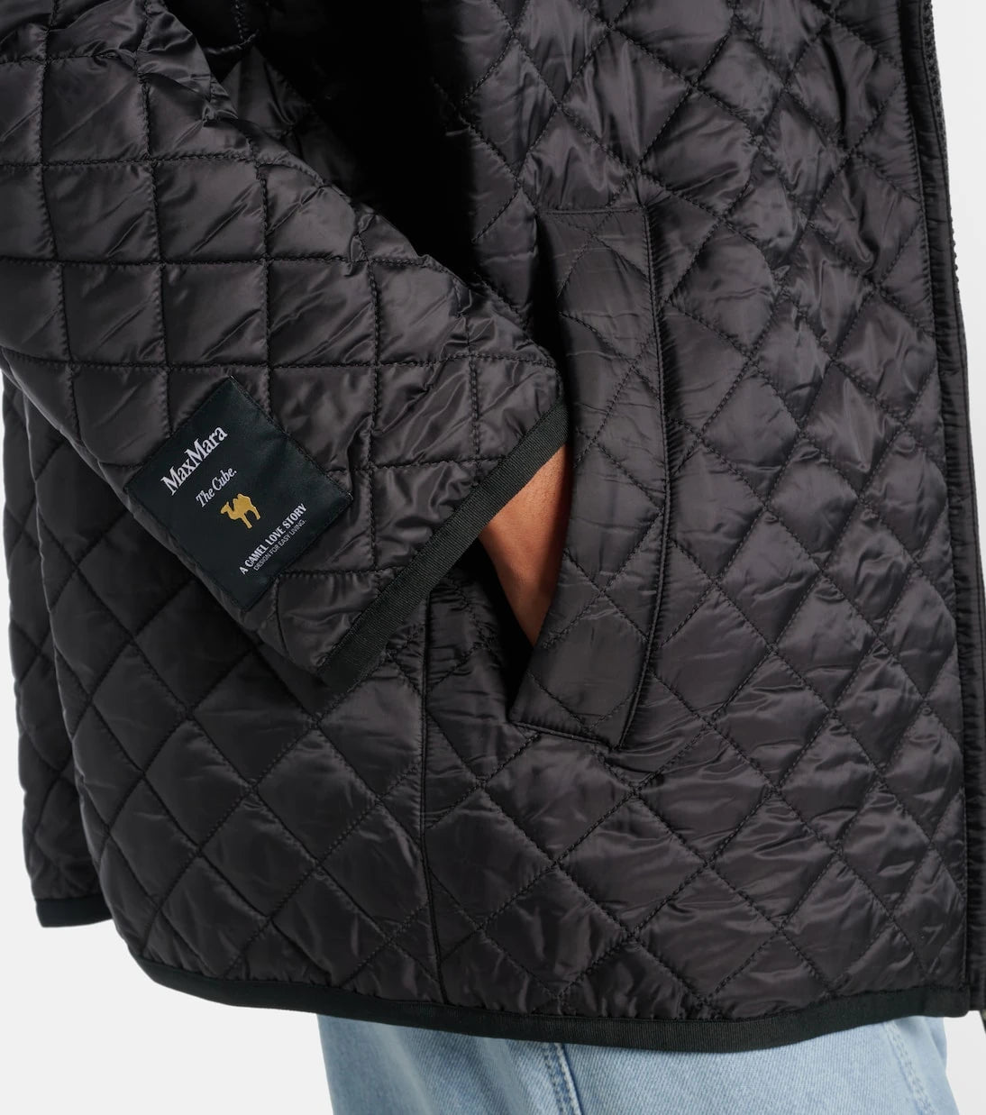 Max Mara - The Cube Leo quilted jacket