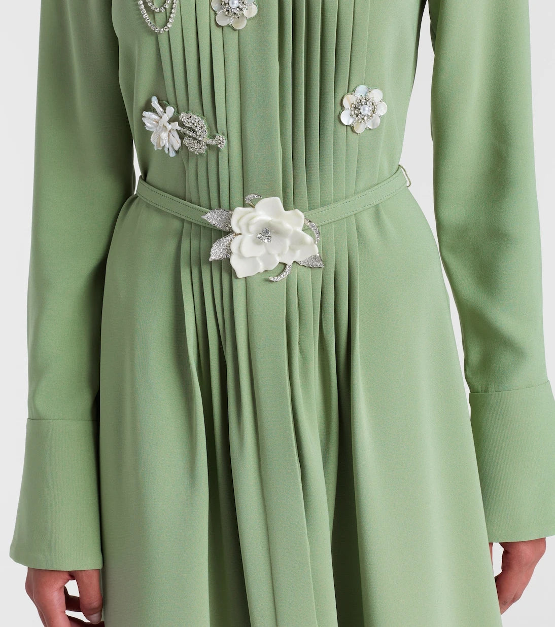 Oscar de la Renta - فستان سهرة من الكريب جورجيت الحريري المطرز