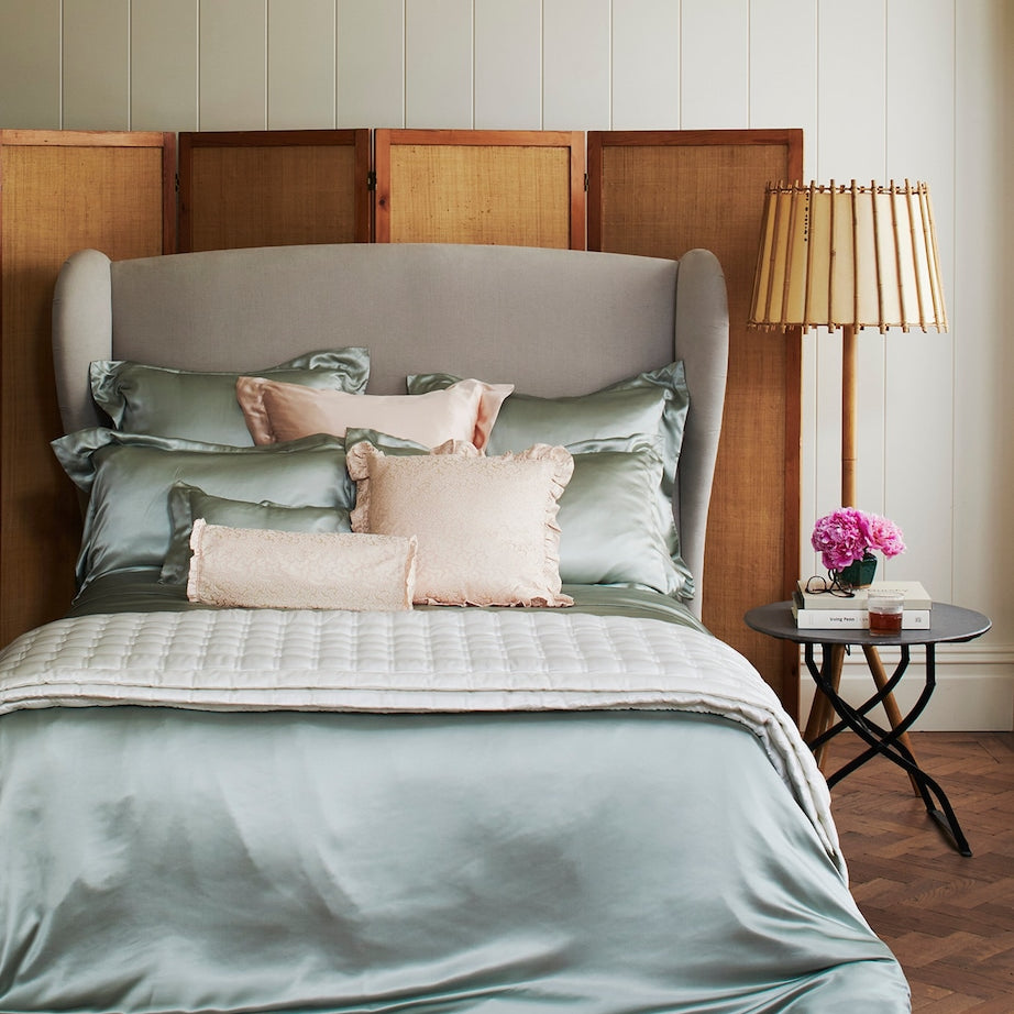 Silk Super King Fitted Sheet (180cm x 200cm)